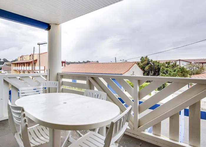 A Biscarrosse-plage, Proche Plages Et Commerces, Balcon Expose Sud - Fr-1-521-41